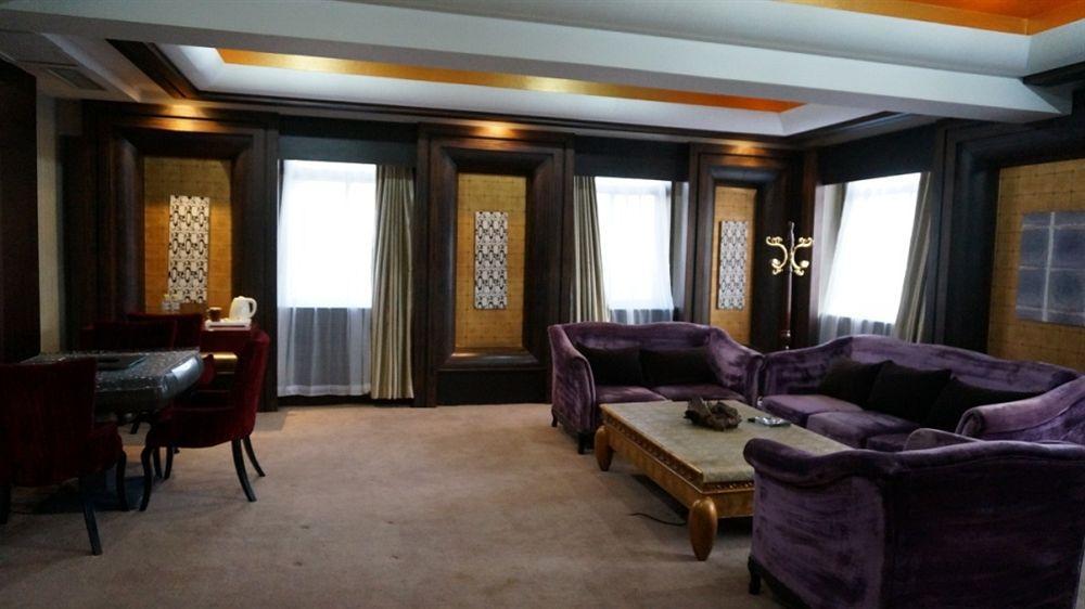 Base-Sanlitun Serviced Apartment Peking Exteriör bild